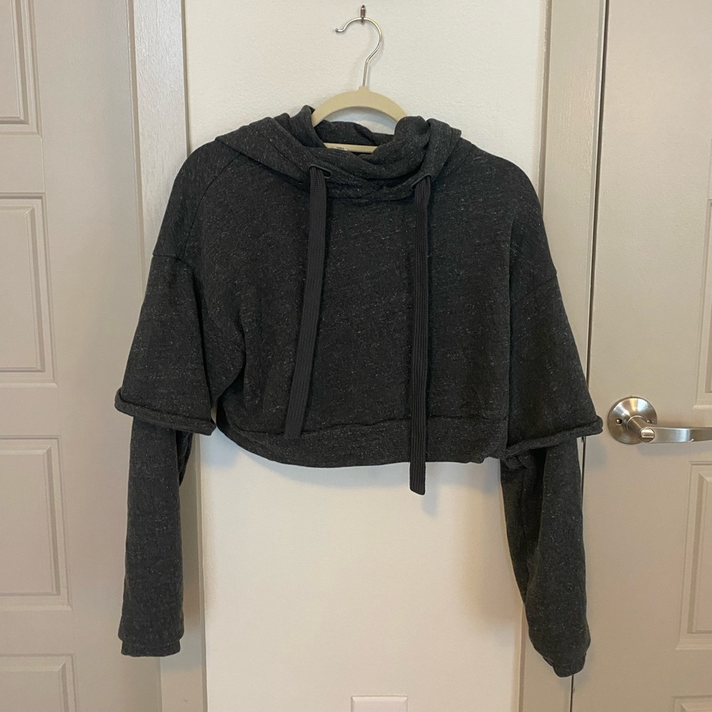 ALO Yoga pullover hoodie